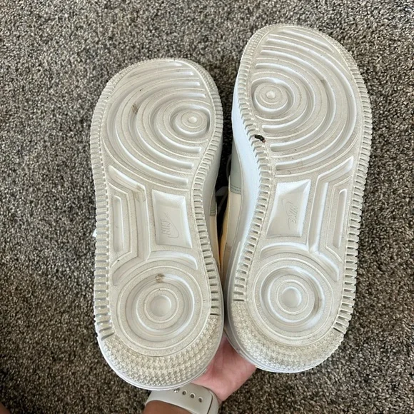 Nike Air Force 1 Sneakers - White and Yellow - Picture 5 of 6